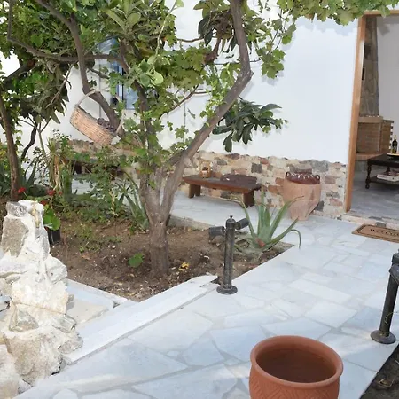 בית נופש The Garden House